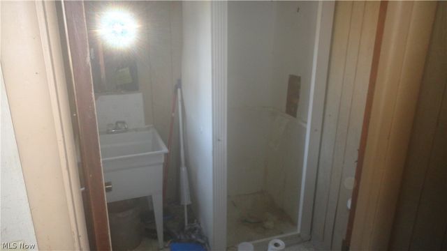 209 N Chester Street, New Cumberland, WV 26047