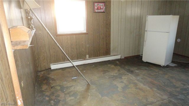 209 N Chester Street, New Cumberland, WV 26047