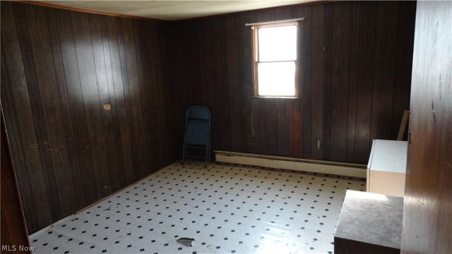 209 N Chester Street, New Cumberland, WV 26047