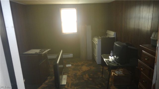 209 N Chester Street, New Cumberland, WV 26047