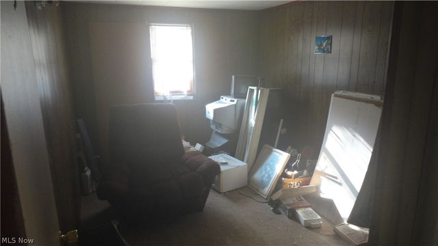 209 N Chester Street, New Cumberland, WV 26047