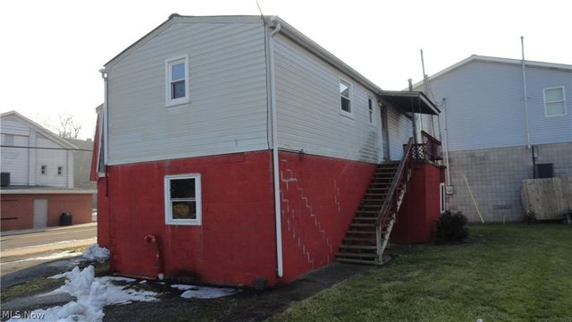 209 N Chester Street, New Cumberland, WV 26047