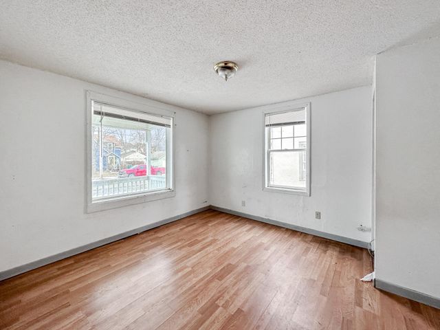 309 3rd Avenue SW, Austin, MN 55912