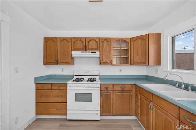 51 W Zane Street, Long Beach, CA 90805