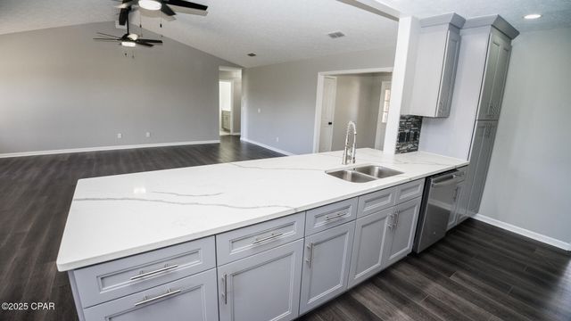 2734 Jamedon Drive, Panama City, FL 32405