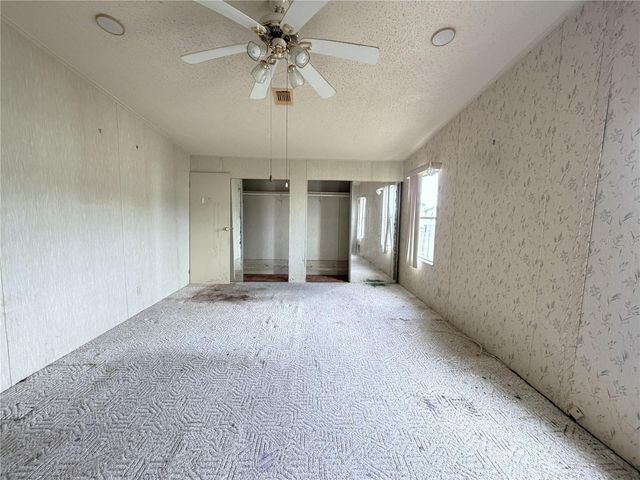 35044 MCCULLOUGHS LEAP, Zephyrhills, FL 33541