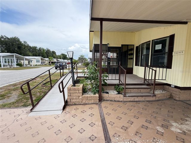 35044 MCCULLOUGHS LEAP, Zephyrhills, FL 33541