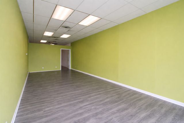 52 W Palatine Road, Palatine, IL 60067