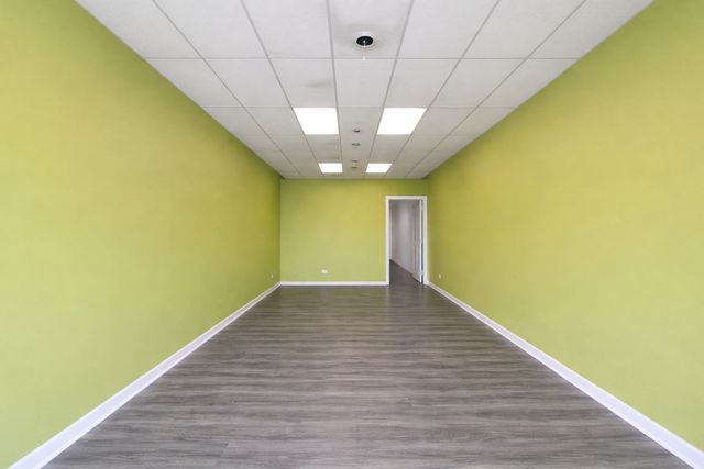 52 W Palatine Road, Palatine, IL 60067