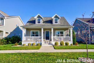 10493 Cottage Way, Holland, MI 49423