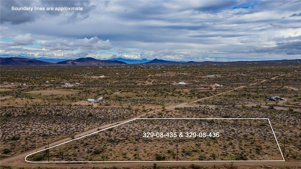 002 N Inyo Drive, White Hills, AZ 86445