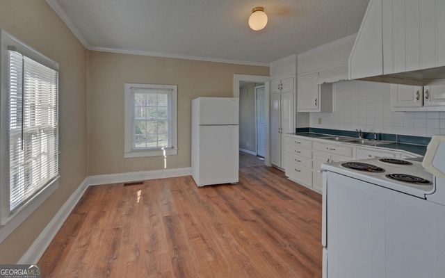 1009 Prather Bridge Road, Toccoa, GA 30577