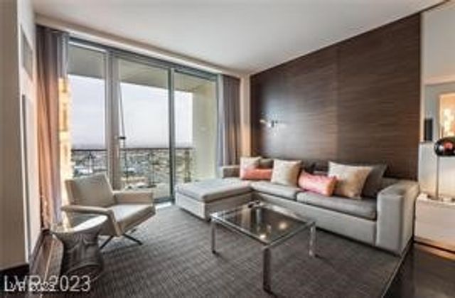 4381 West Flamingo Road 2405, Las Vegas, NV 89103