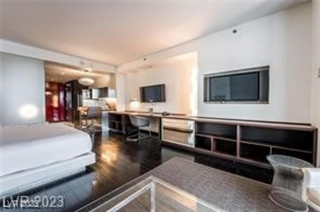 4381 West Flamingo Road 2405, Las Vegas, NV 89103