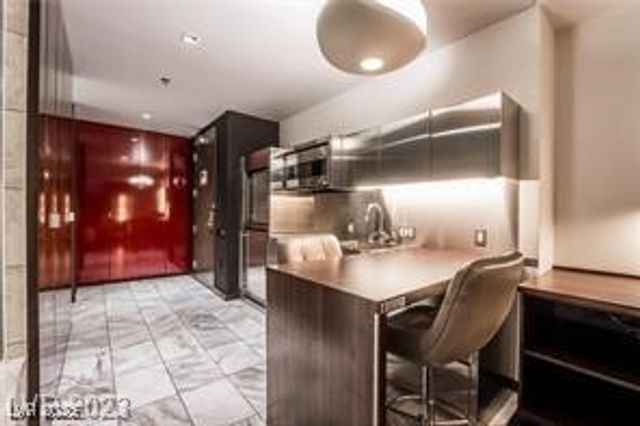 4381 West Flamingo Road 2405, Las Vegas, NV 89103