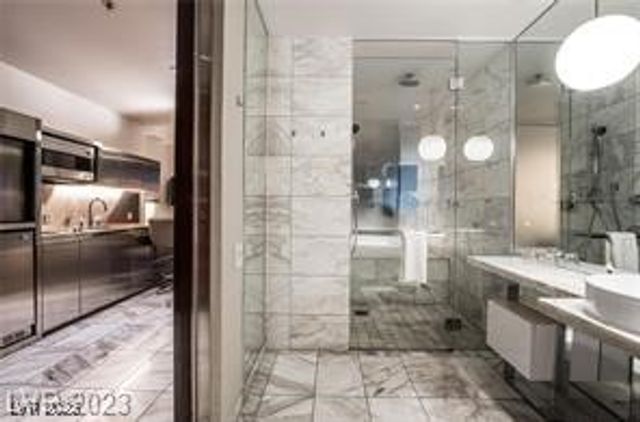 4381 West Flamingo Road 2405, Las Vegas, NV 89103