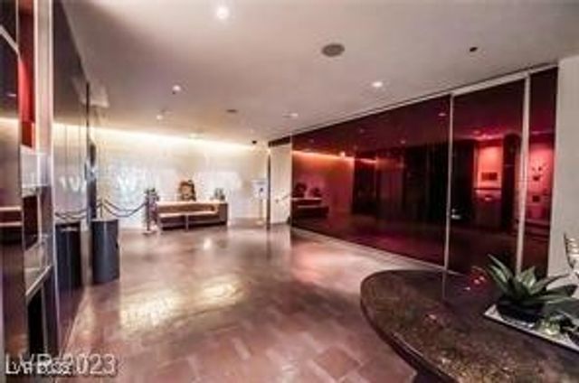 4381 West Flamingo Road 2405, Las Vegas, NV 89103