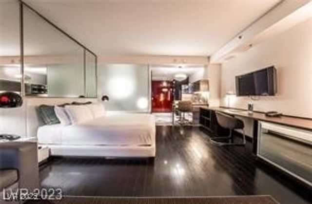 4381 West Flamingo Road 2405, Las Vegas, NV 89103