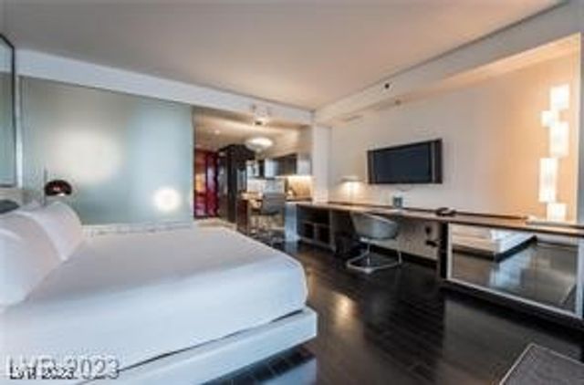 4381 West Flamingo Road 2405, Las Vegas, NV 89103