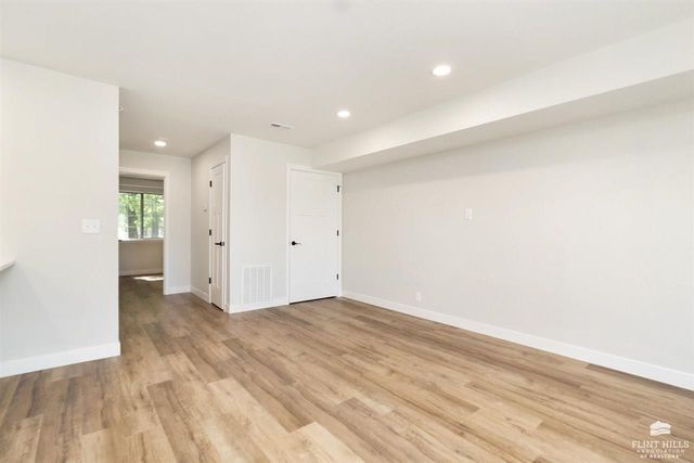 2411 Woodway Drive Unit K, Manhattan, KS 66502