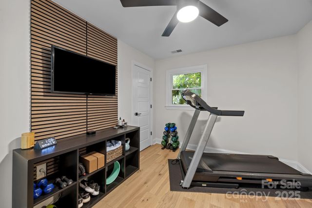 1927 Kilborne Drive, Charlotte, NC 28205