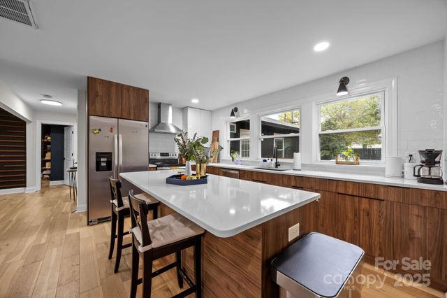 1927 Kilborne Drive, Charlotte, NC 28205