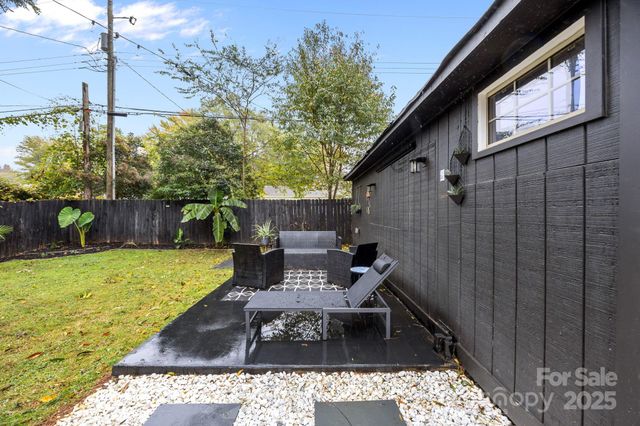 1927 Kilborne Drive, Charlotte, NC 28205