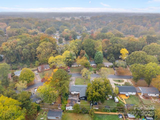 1927 Kilborne Drive, Charlotte, NC 28205