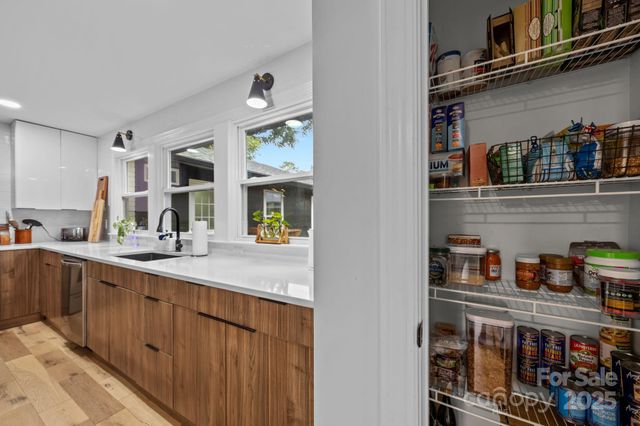 1927 Kilborne Drive, Charlotte, NC 28205