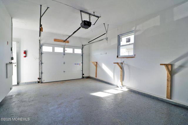 16 Mount Dashan Lane, Toms River, NJ 08753