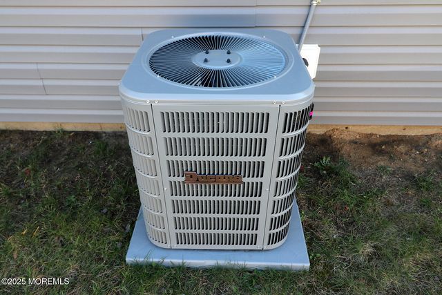 16 Mount Dashan Lane, Toms River, NJ 08753