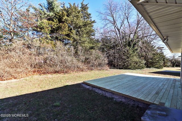 16 Mount Dashan Lane, Toms River, NJ 08753