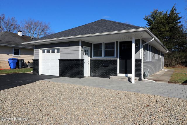 16 Mount Dashan Lane, Toms River, NJ 08753