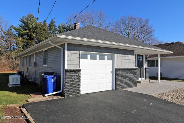 16 Mount Dashan Lane, Toms River, NJ 08753