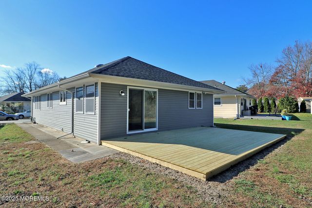 16 Mount Dashan Lane, Toms River, NJ 08753