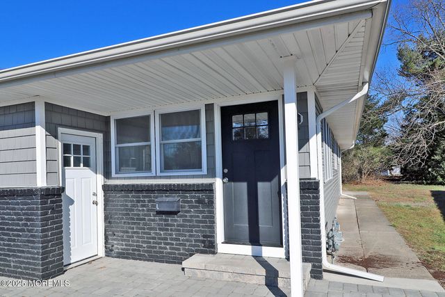 16 Mount Dashan Lane, Toms River, NJ 08753