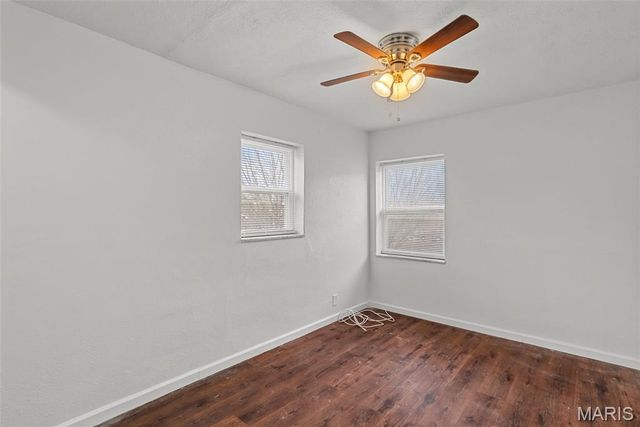 3752 Chippewa Street, St Louis, MO 63116