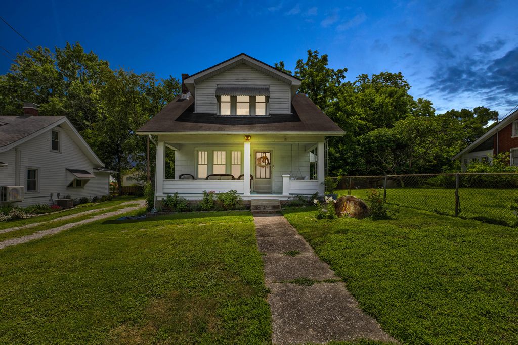 13 Long Avenue, Winchester, KY 40391