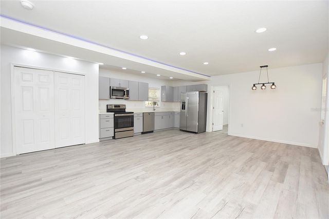 3032 SPIRIT LAKE DRIVE, Winter Haven, FL 33880