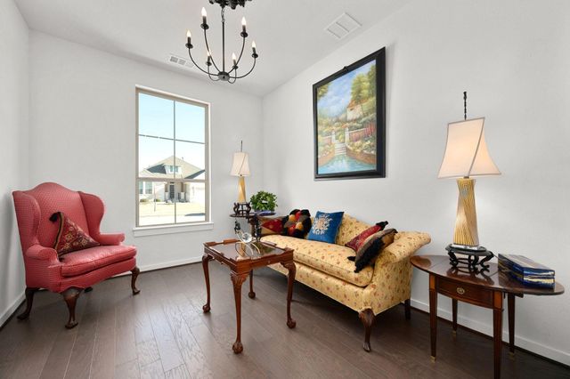 416 Texon DR, Liberty Hill, TX 78642