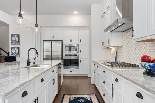 416 Texon DR, Liberty Hill, TX 78642