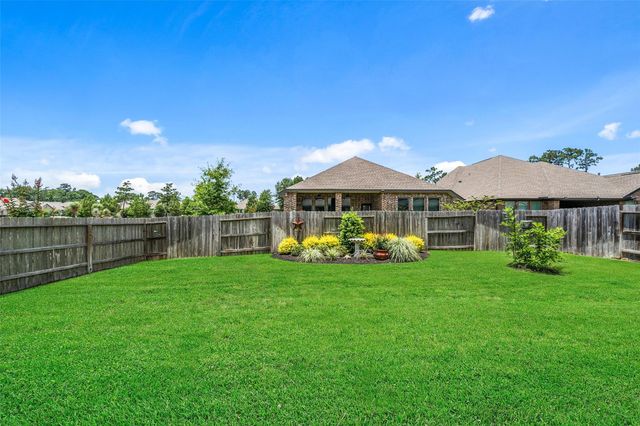 15003 Mulberry Hallow Street, Conroe, TX 77302
