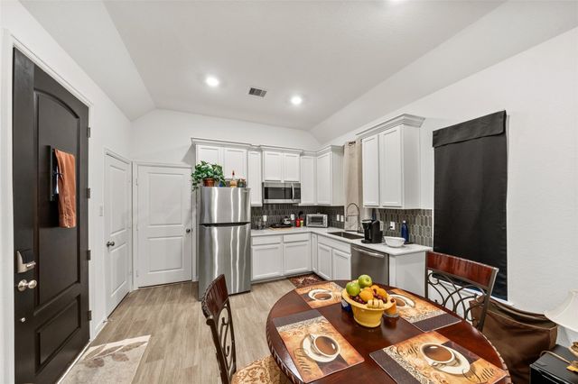 15003 Mulberry Hallow Street, Conroe, TX 77302