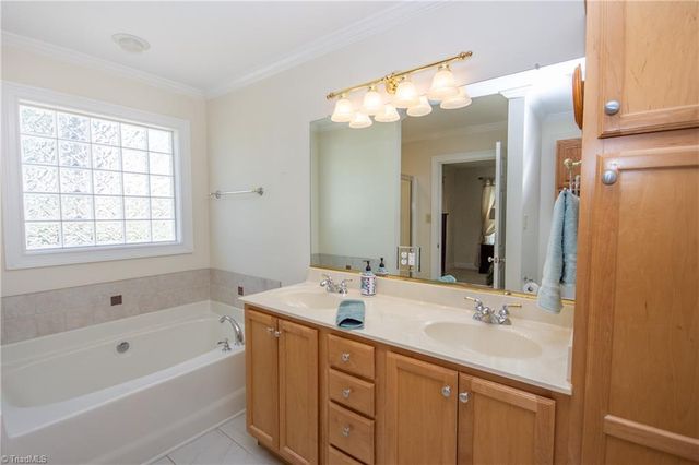183 Devon Lane, Statesville, NC 28625