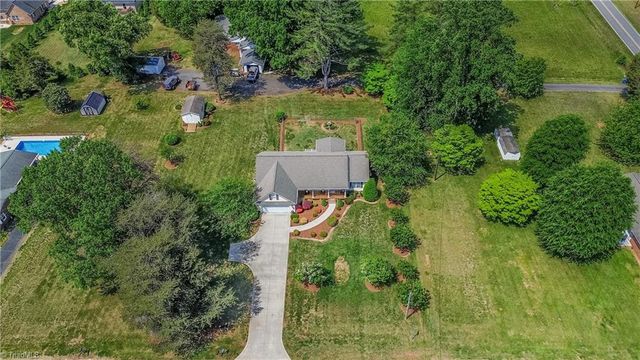 183 Devon Lane, Statesville, NC 28625