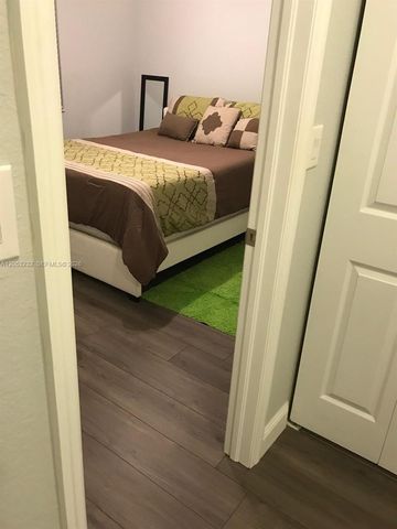 11380 SW 233rd St, Homestead, FL 33032