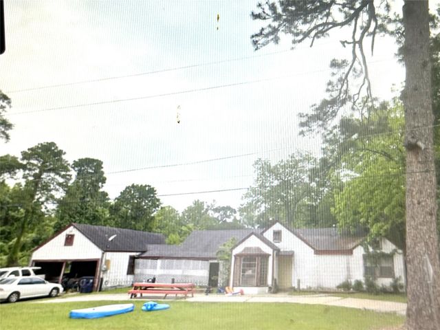 310 Ogletree Street, Livingston, TX 77351