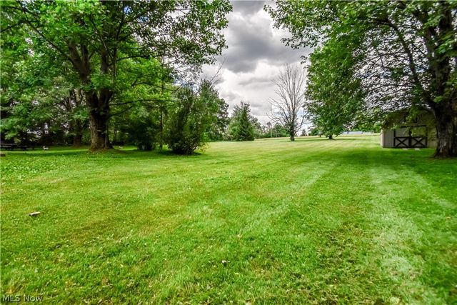15755 Messenger Road, Chagrin Falls, OH 44023