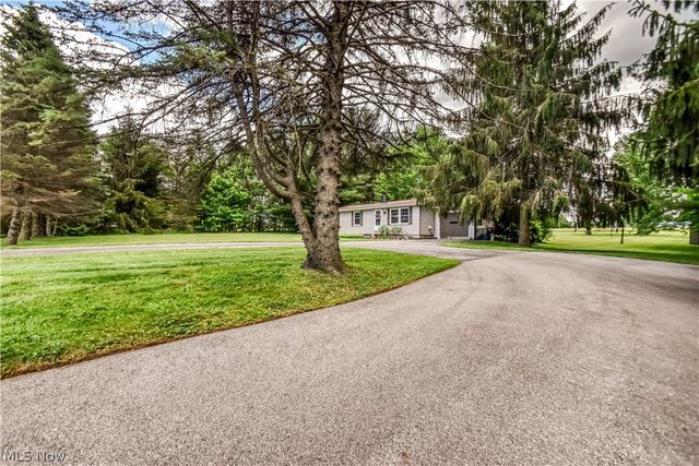 15755 Messenger Road, Chagrin Falls, OH 44023