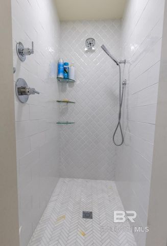 710 S Mobile Street 16, Fairhope, AL 36532